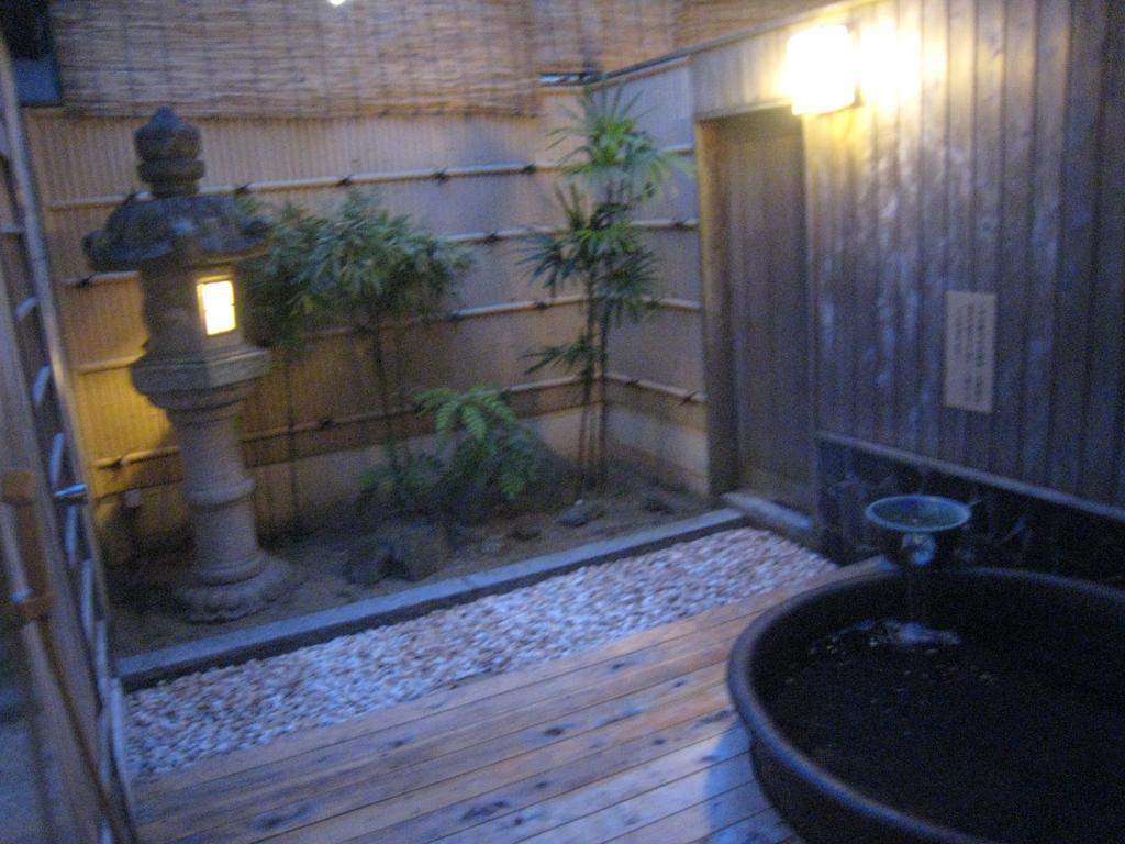 Utsumionsen Ichizu Hotel Aichi Bagian luar foto