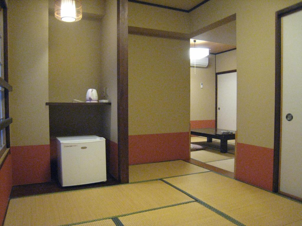 Utsumionsen Ichizu Hotel Aichi Bagian luar foto
