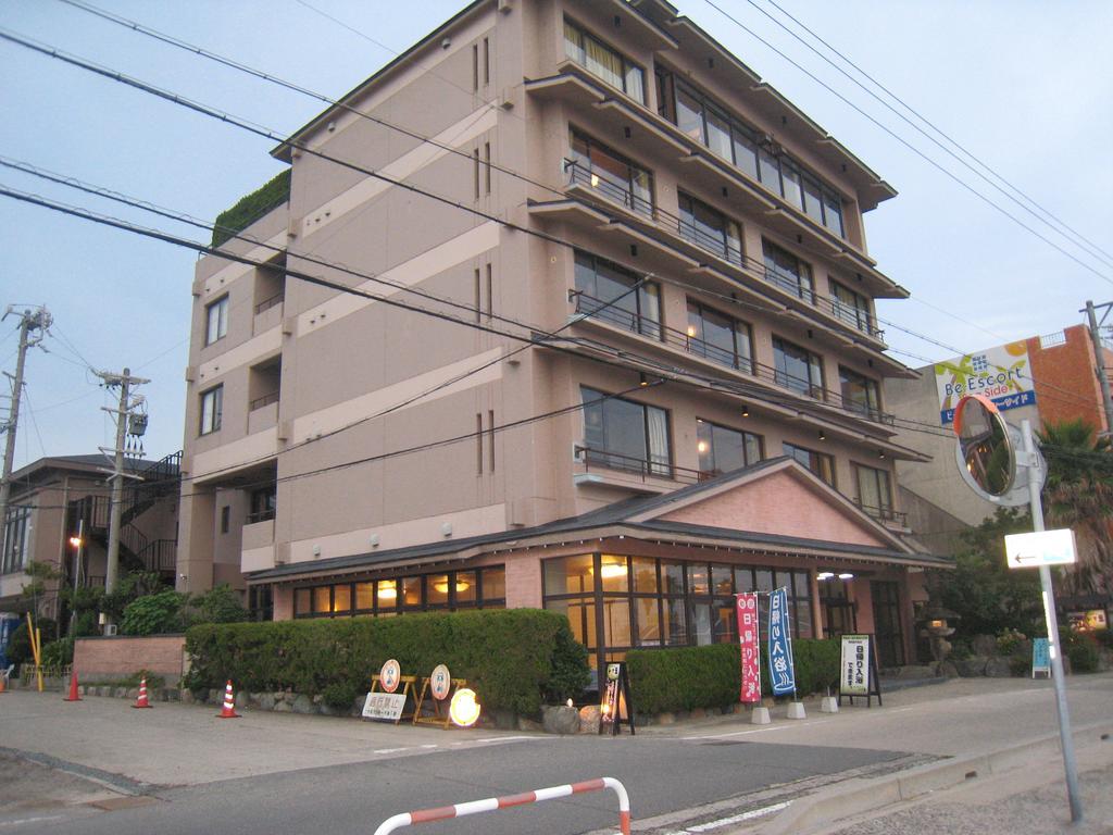 Utsumionsen Ichizu Hotel Aichi Bagian luar foto
